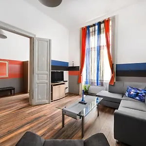 3* Lägenhetshotell Karma Boutique