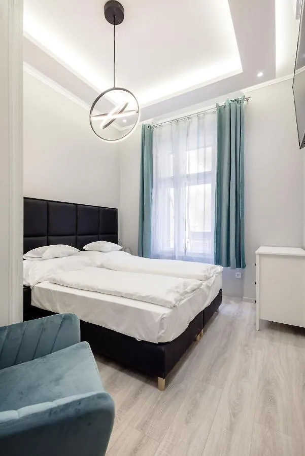 A Golden Star Modern Luxury Apartments And Rooms Budapest