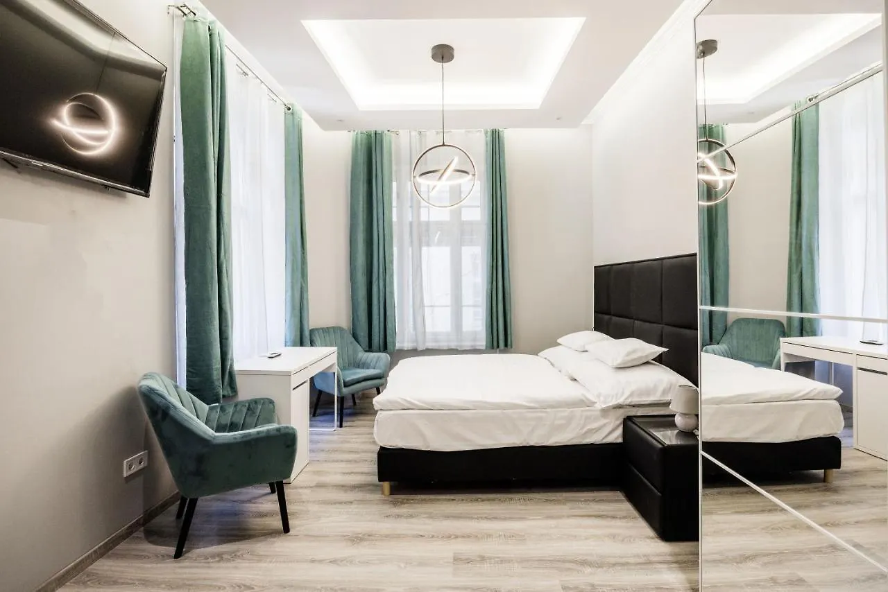 A Golden Star Modern Luxury Apartments And Rooms Budapest