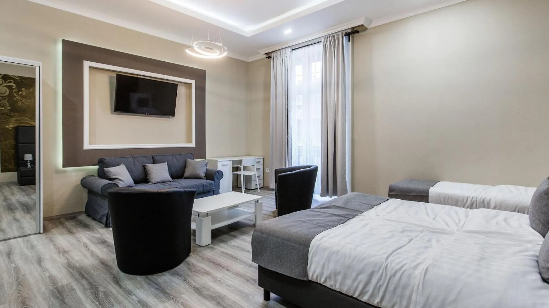 A Golden Star Modern Luxury Apartments And Rooms Budapest