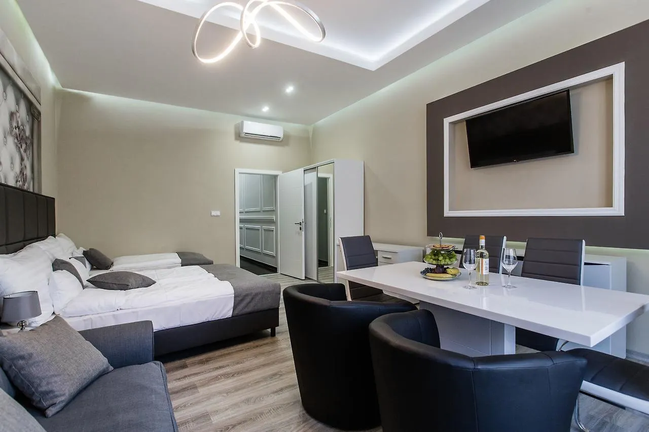 A Golden Star Modern Luxury Apartments And Rooms Budapest