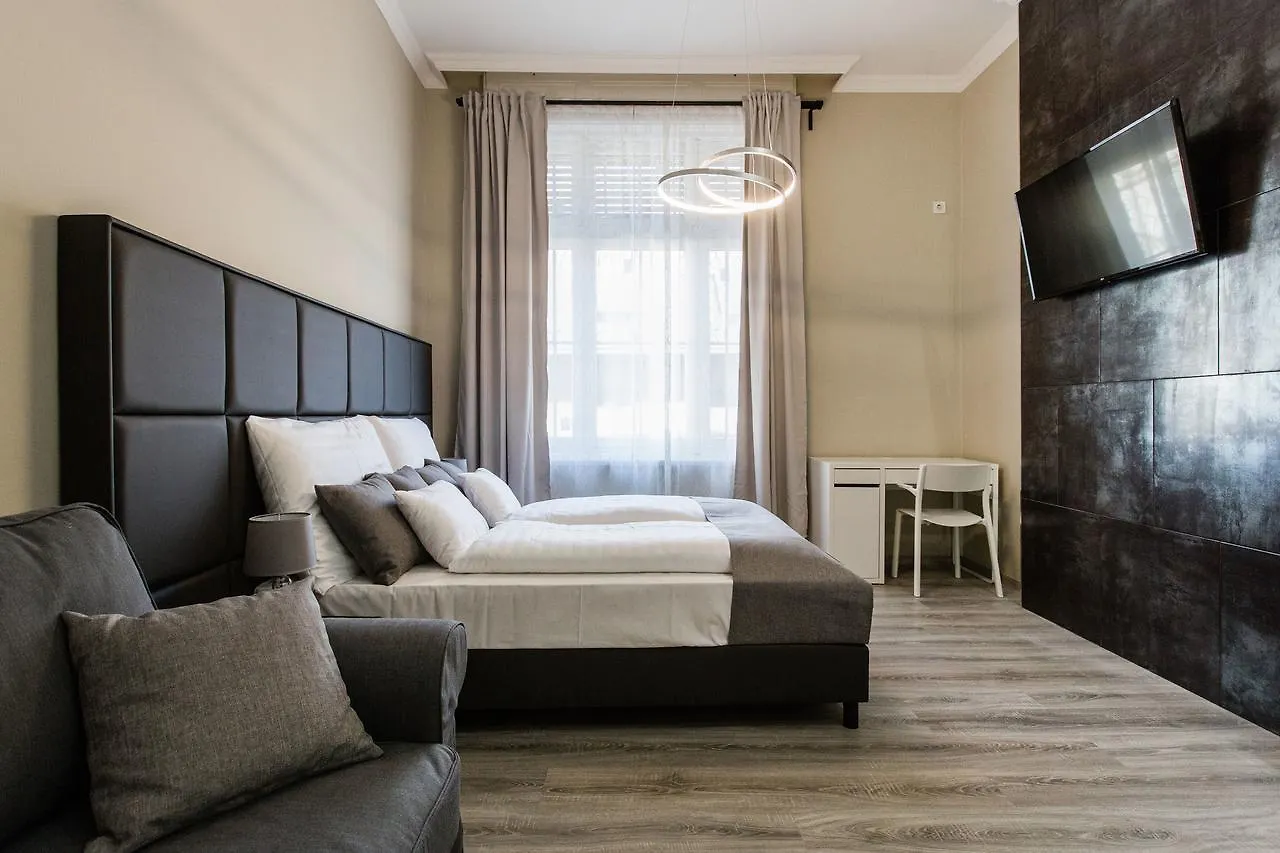 A Golden Star Modern Luxury Apartments And Rooms Budapest 0*,  Hongrie