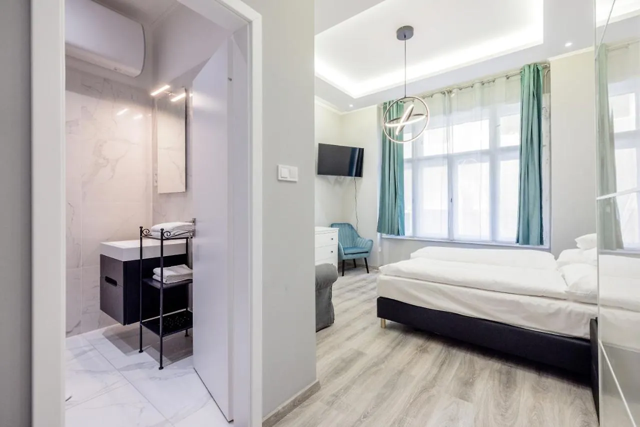 A Golden Star Modern Luxury Apartments And Rooms Budapest