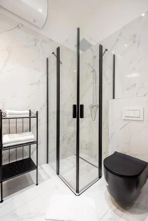 A Golden Star Modern Luxury Apartments And Rooms Budapest
