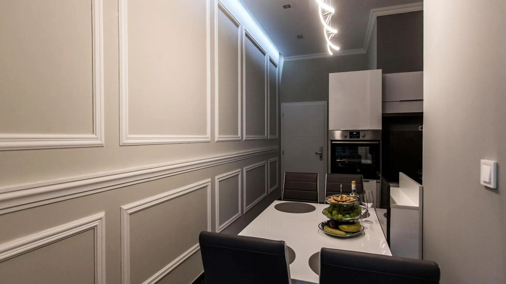 A Golden Star Modern Luxury Apartments And Rooms Budapest 0*,