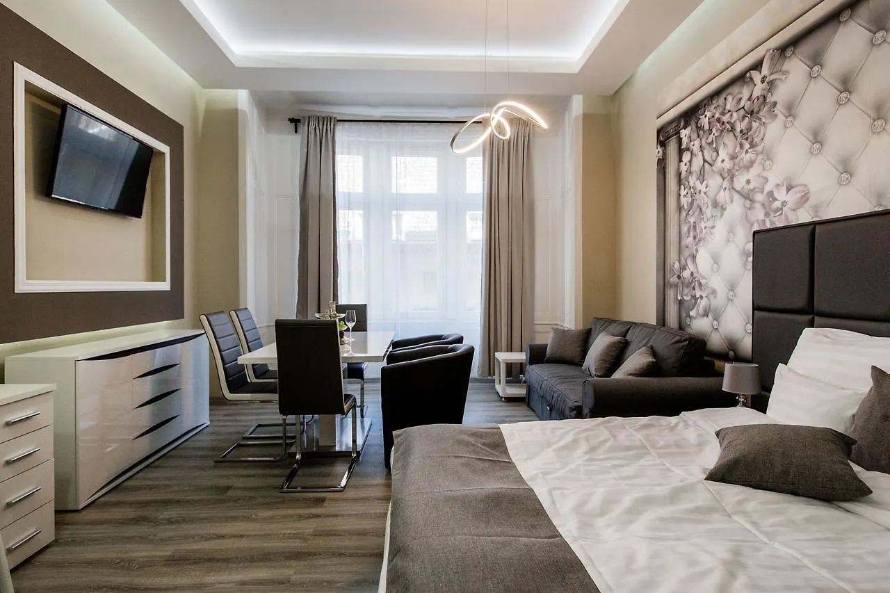 A Golden Star Modern Luxury Apartments And Rooms Budapest