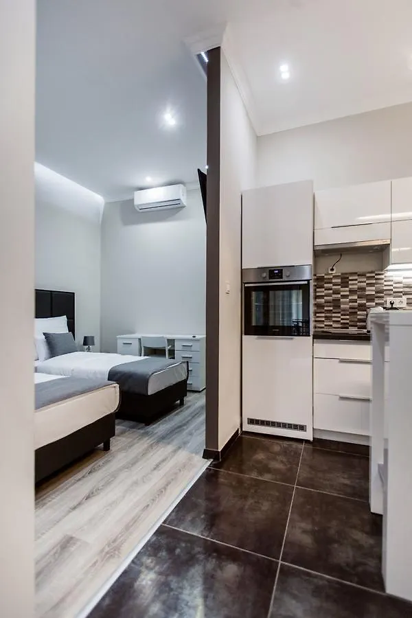 A Golden Star Modern Luxury Apartments And Rooms Budapest 0*,